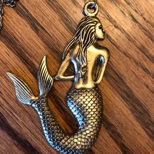NWT Bronze colored mermaid necklace 26” chain
